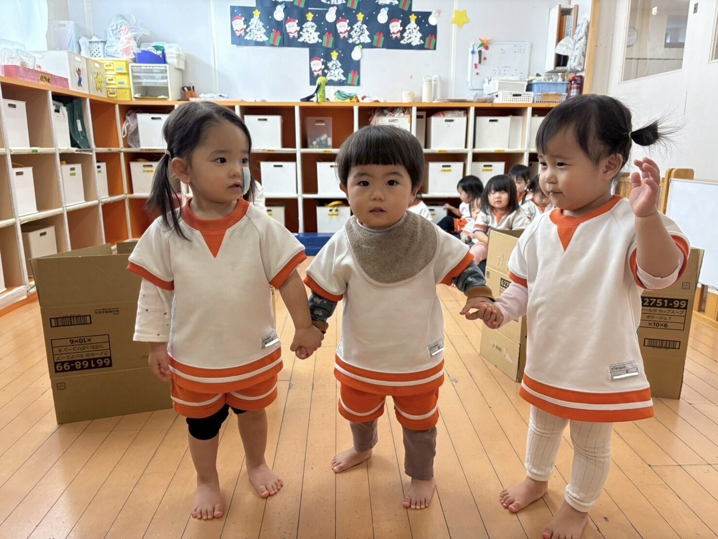 6DA85ACA-1E24-46ED-AB55-